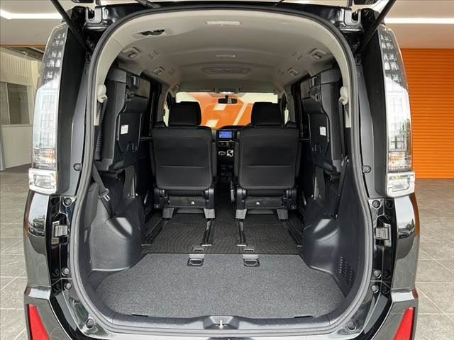 2014 Toyota VOXY — миниатюра 22