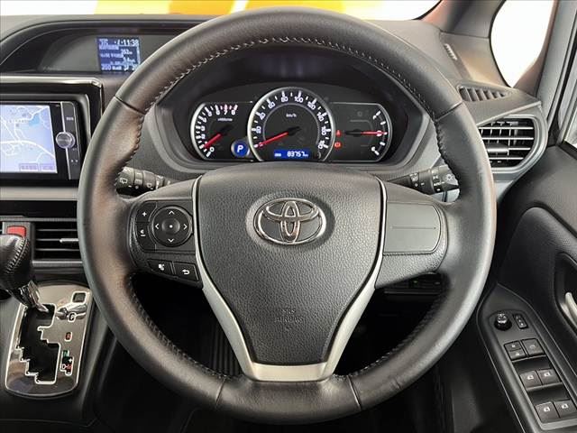2014 Toyota VOXY — миниатюра 26