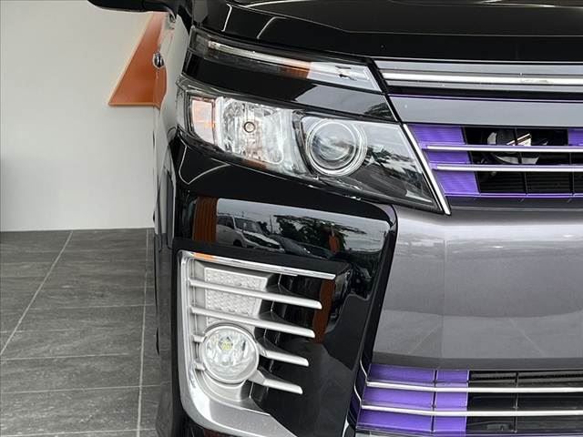 2014 Toyota VOXY — миниатюра 37