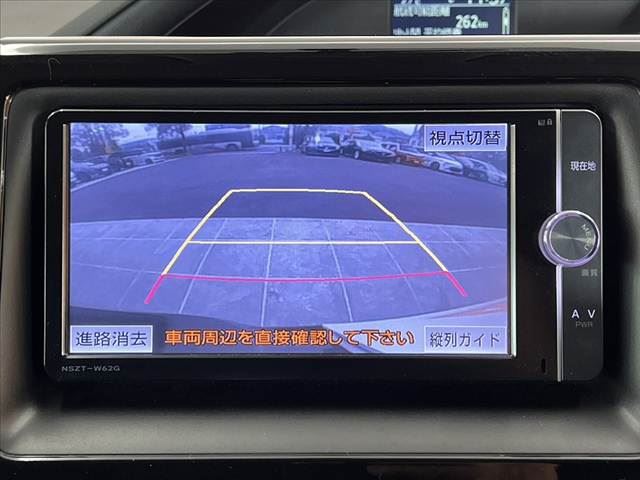 صورة 4 لـ 2014 Toyota VOXY