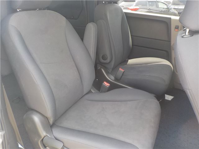 2008 Honda FREED — миниатюра 15
