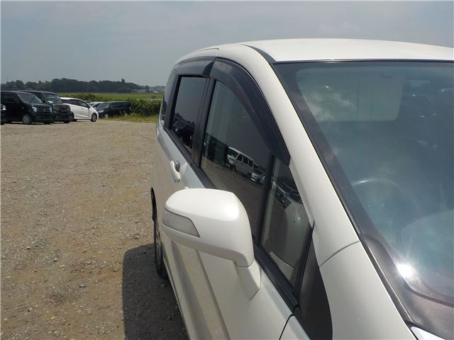 2008 Honda FREED — миниатюра 42