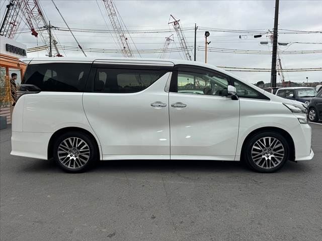 صورة 12 لـ 2015 Toyota VELLFIRE