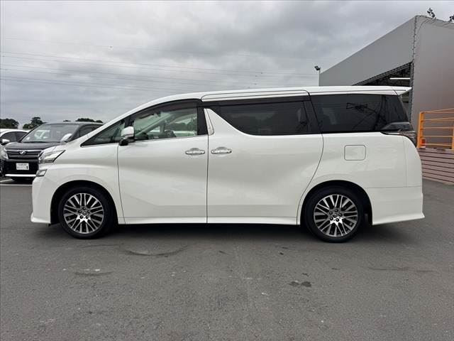 صورة 11 لـ 2015 Toyota VELLFIRE