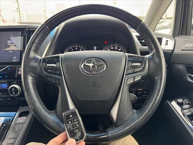 صورة 7 لـ 2015 Toyota VELLFIRE