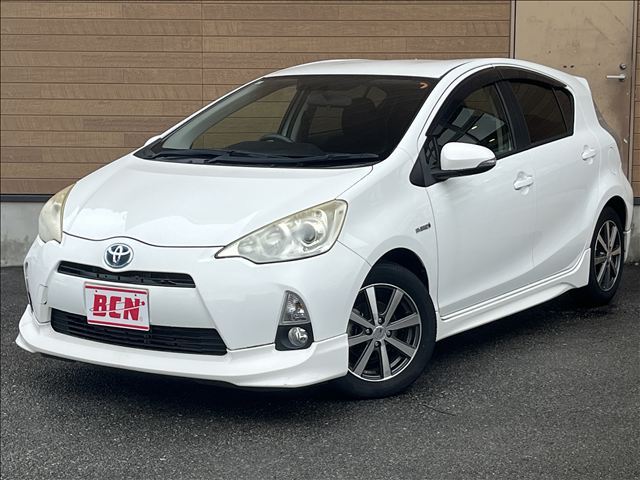 2013 Toyota AQUA — фото 1