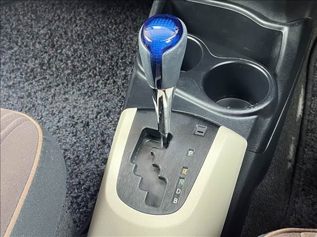 صورة مصغرة 22 لـ 2013 Toyota AQUA