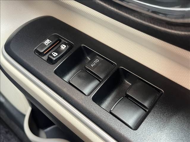 صورة مصغرة 26 لـ 2013 Toyota AQUA