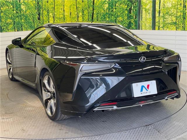 2017 Lexus LC thumbnail 17
