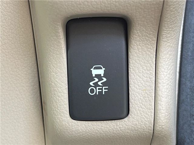 2012 Honda N-BOX — миниатюра 18