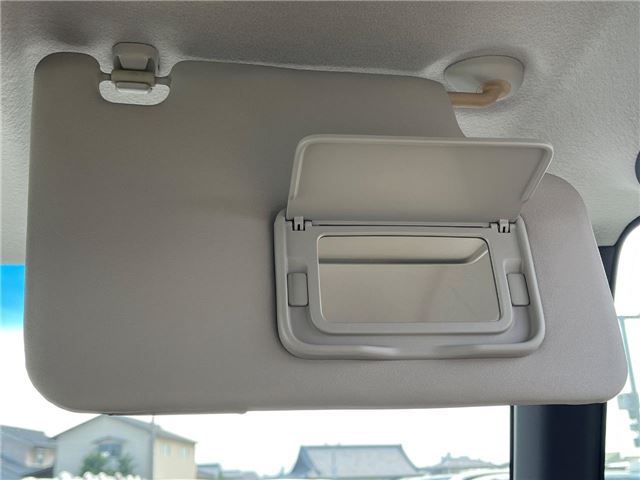 2012 Honda N-BOX — миниатюра 21