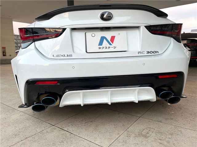 2020 Lexus RC — миниатюра 18