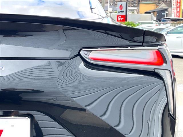 2017 Lexus LC — миниатюра 23