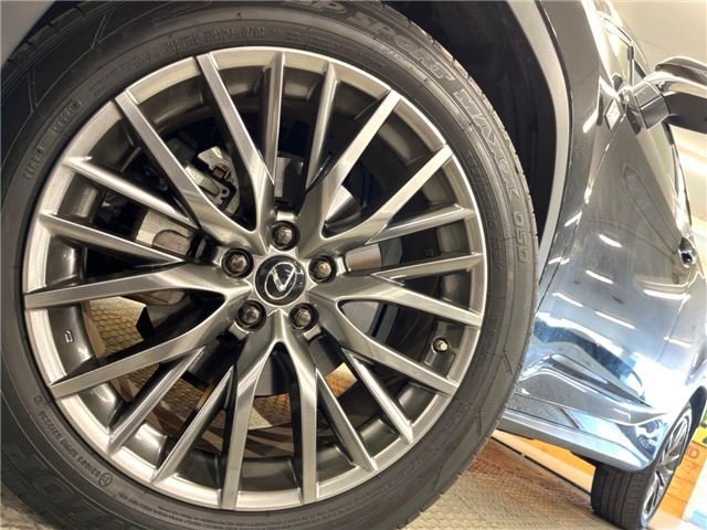 صورة مصغرة 28 لـ 2021 Lexus RX