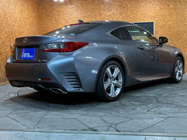 2015 Lexus RC photo 3