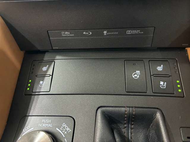 2015 Lexus RC thumbnail 30