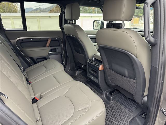 2024 LAND Rover DEFENDER — миниатюра 16