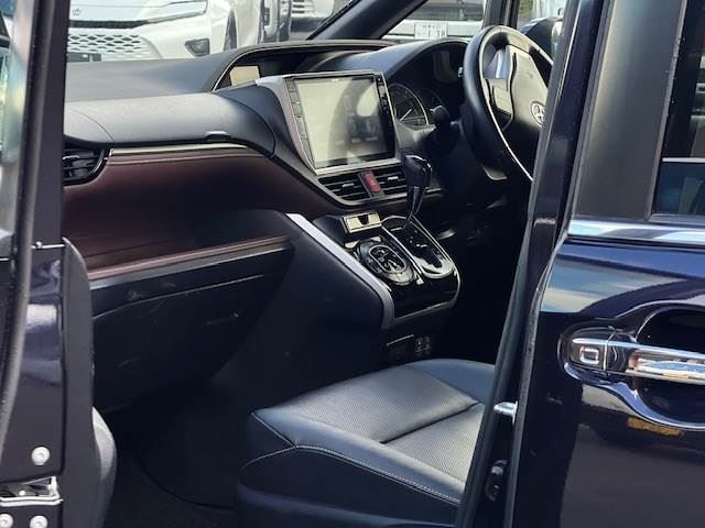 2015 Toyota ESQUIRE 照片 8