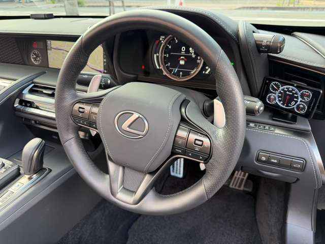 صورة مصغرة 18 لـ 2022 Lexus LC