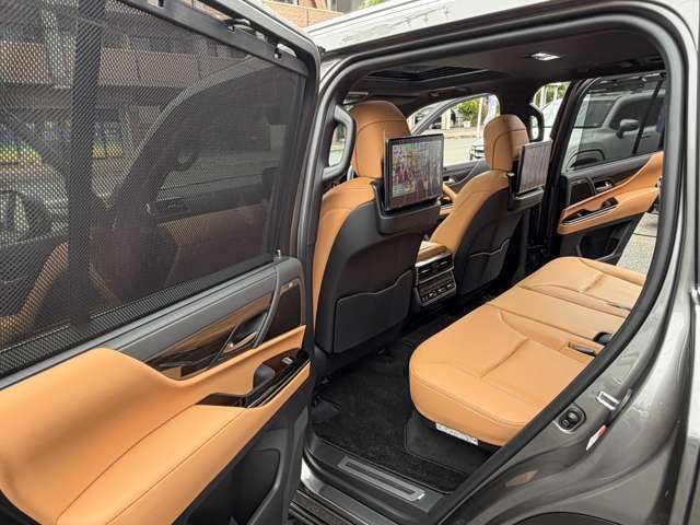 2025 Lexus LX — миниатюра 31
