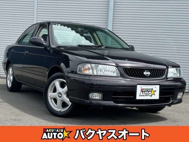 1998 Nissan SUNNY 照片 1