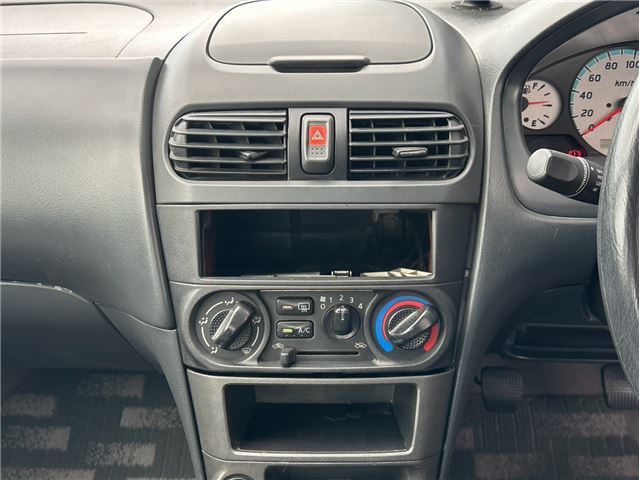 صورة مصغرة 22 لـ 1998 Nissan SUNNY