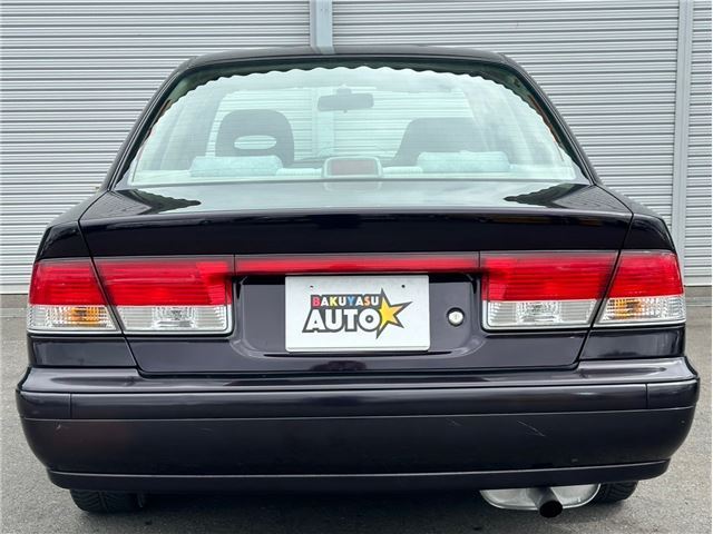 1998 Nissan SUNNY 照片 9
