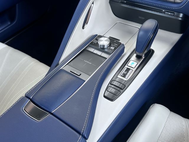 2018 Lexus LC — миниатюра 44