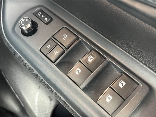 صورة مصغرة 33 لـ 2014 Toyota VOXY