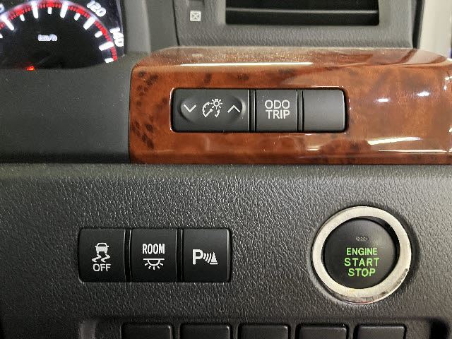 2009 Toyota VELLFIRE — миниатюра 11
