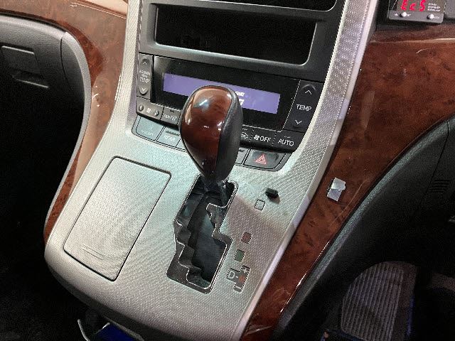 2009 Toyota VELLFIRE — миниатюра 20