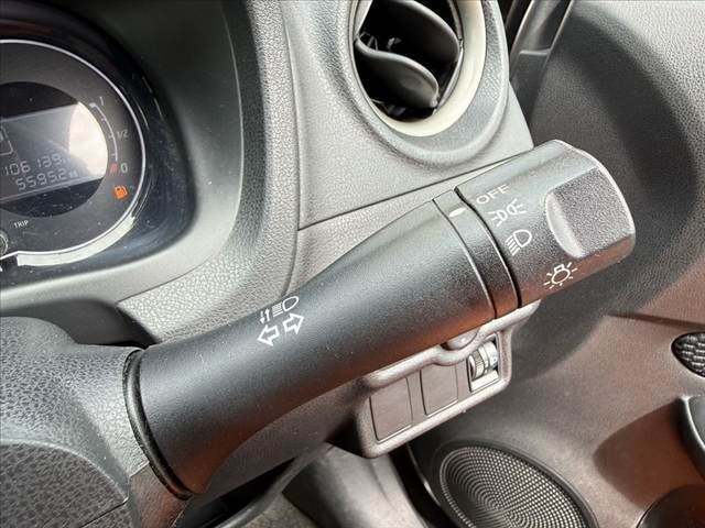 صورة مصغرة 24 لـ 2013 Nissan NOTE