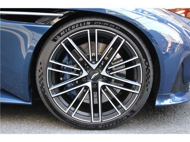 صورة مصغرة 30 لـ 2024 Aston Martin DB12 VOLANTE
