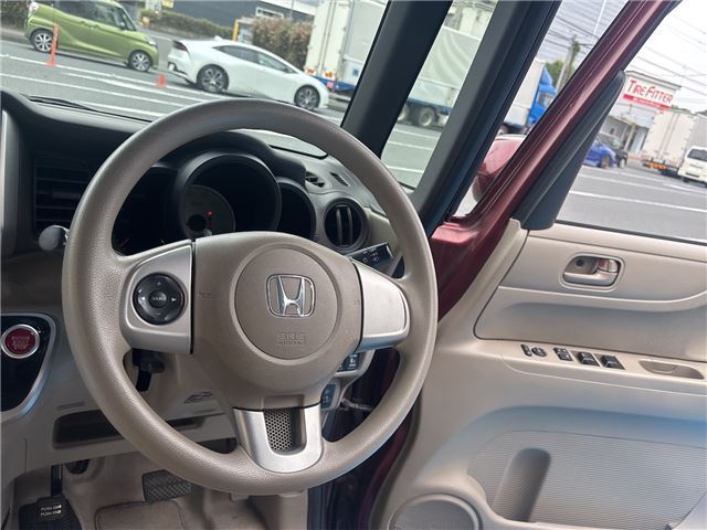 2012 Honda N-BOX — миниатюра 21