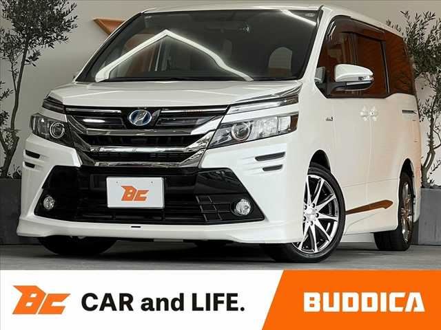 صورة 1 لـ 2014 Toyota VOXY