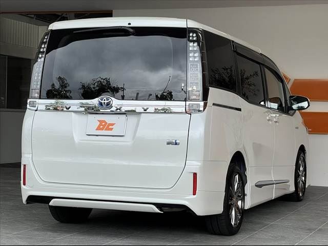 2014 Toyota VOXY 缩略图 15