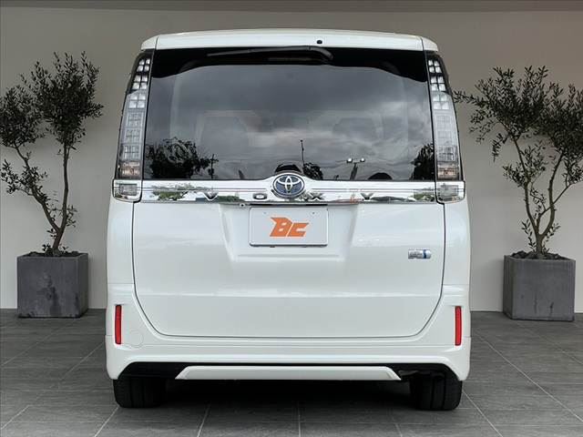 2014 Toyota VOXY 缩略图 14