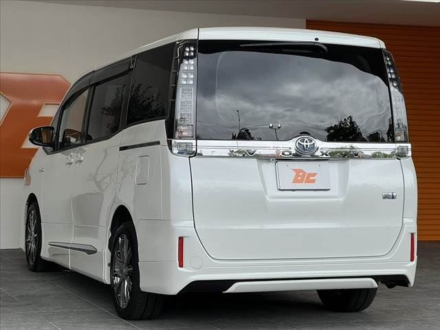 2014 Toyota VOXY 缩略图 13