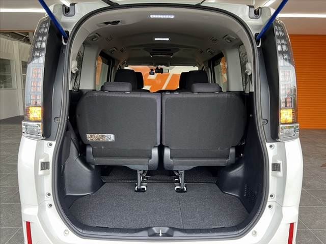 2014 Toyota VOXY 缩略图 21