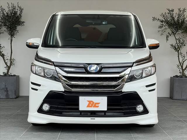 صورة 9 لـ 2014 Toyota VOXY