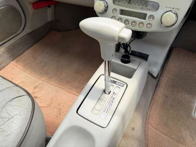 صورة مصغرة 54 لـ 1991 Nissan FIGARO