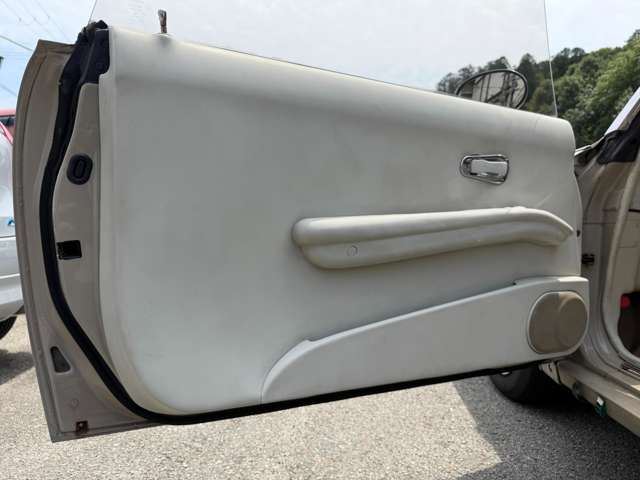 صورة مصغرة 62 لـ 1991 Nissan FIGARO