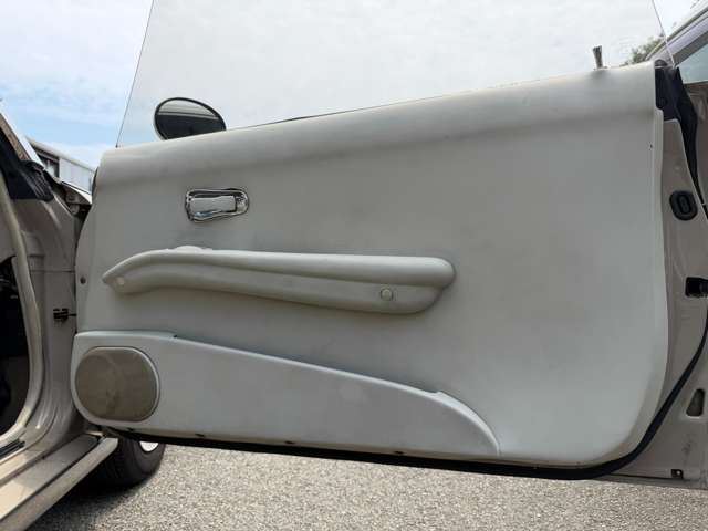 صورة مصغرة 63 لـ 1991 Nissan FIGARO