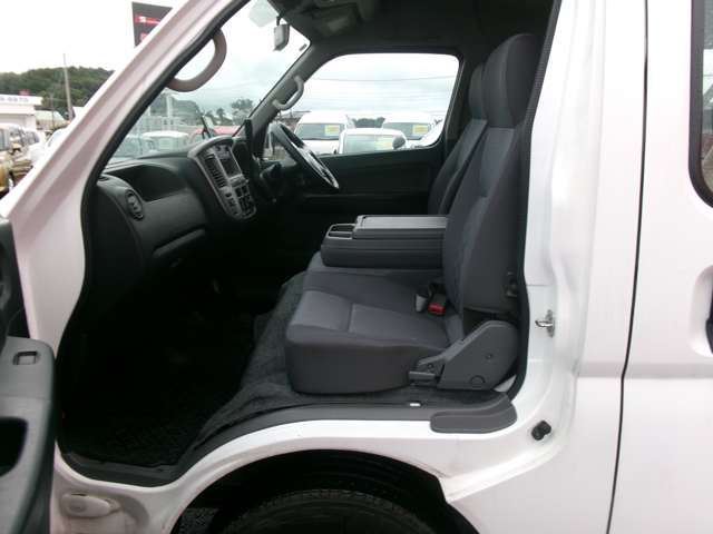 صورة مصغرة 14 لـ 2012 Nissan CARAVAN