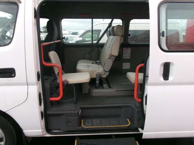 صورة مصغرة 7 لـ 2012 Nissan CARAVAN