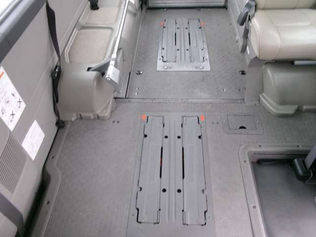 صورة مصغرة 4 لـ 2012 Nissan CARAVAN