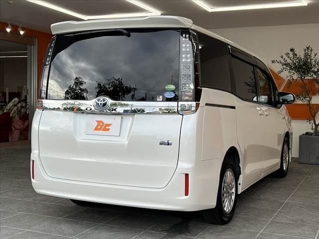 صورة مصغرة 15 لـ 2014 Toyota VOXY