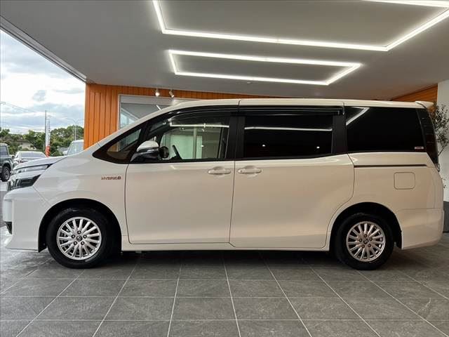 صورة مصغرة 11 لـ 2014 Toyota VOXY