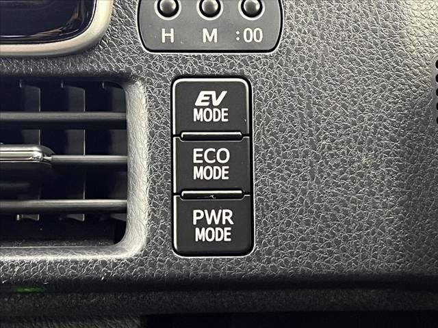 صورة مصغرة 26 لـ 2014 Toyota VOXY