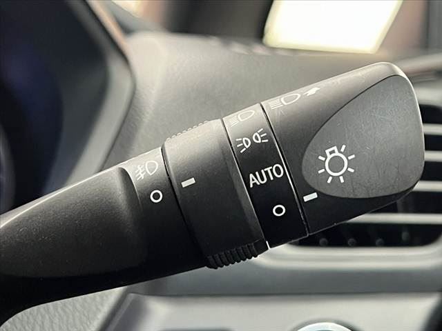 صورة مصغرة 30 لـ 2014 Toyota VOXY